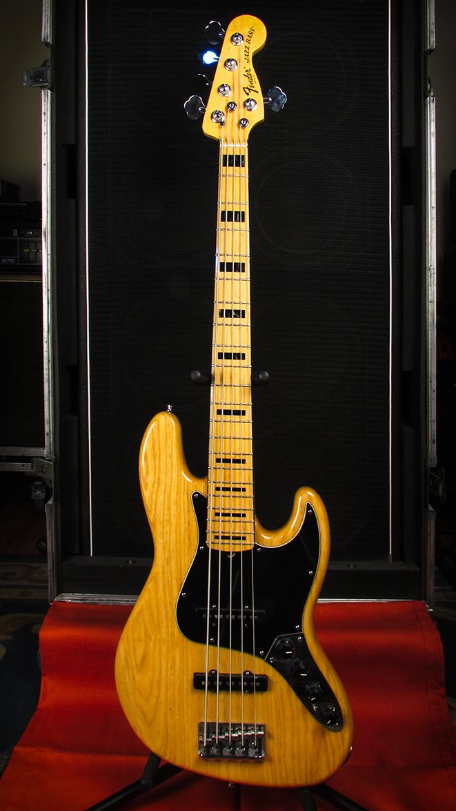 Fender Jazz Bass de cinco cuerdas