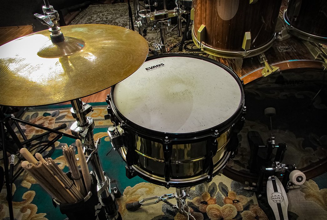 Caja de batería y platos hi-hat