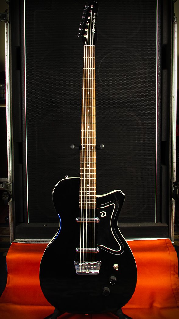 Guitarra barítona Danelectro